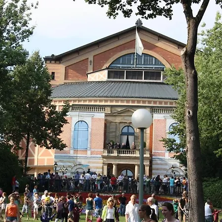 Im Zentrum Altstadtflair Mit Holz Und Stil Bayreuth