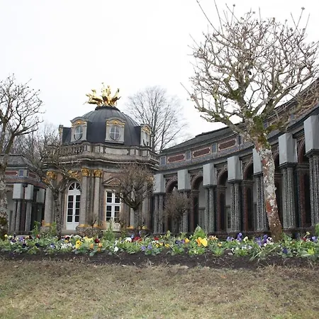 Im Zentrum Altstadtflair Mit Holz Und Stil Appartement